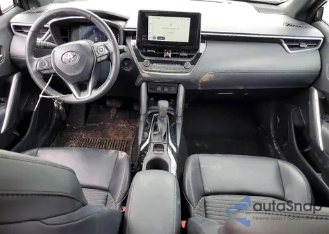 2024 Toyota Corolla Cross Se z USA, uszkodzony, nr VIN 7MUFBABG8RV023921